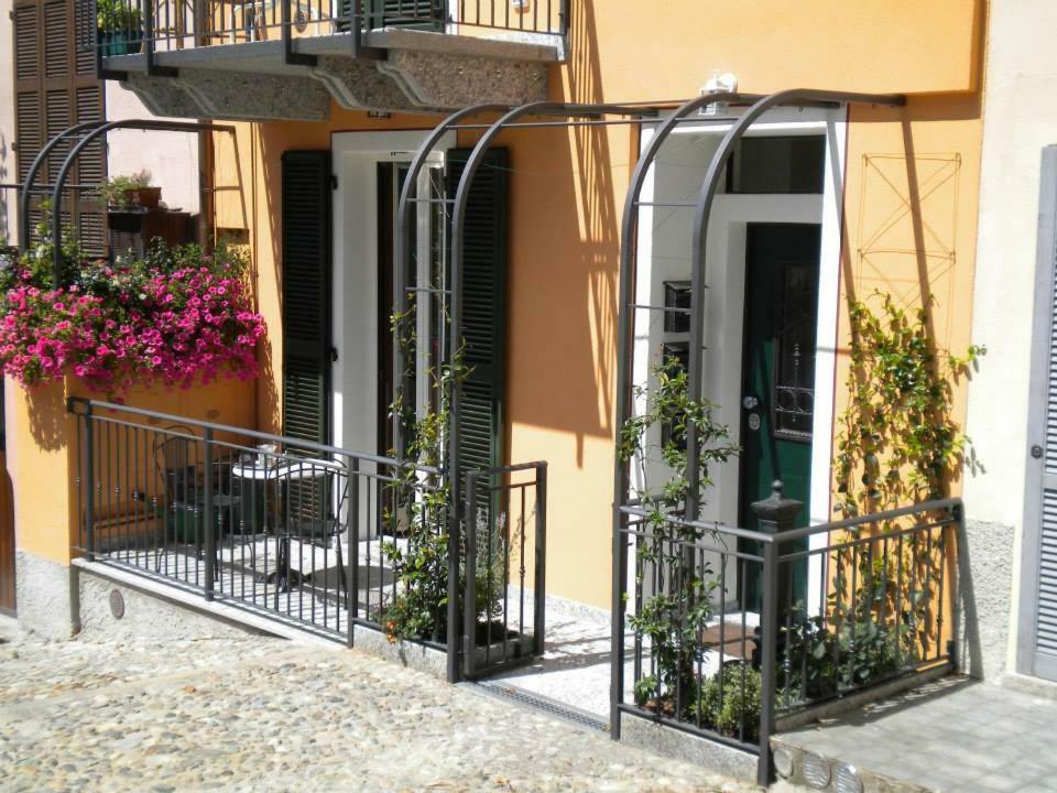 Il Nido Apartment Rezzonico Exterior photo